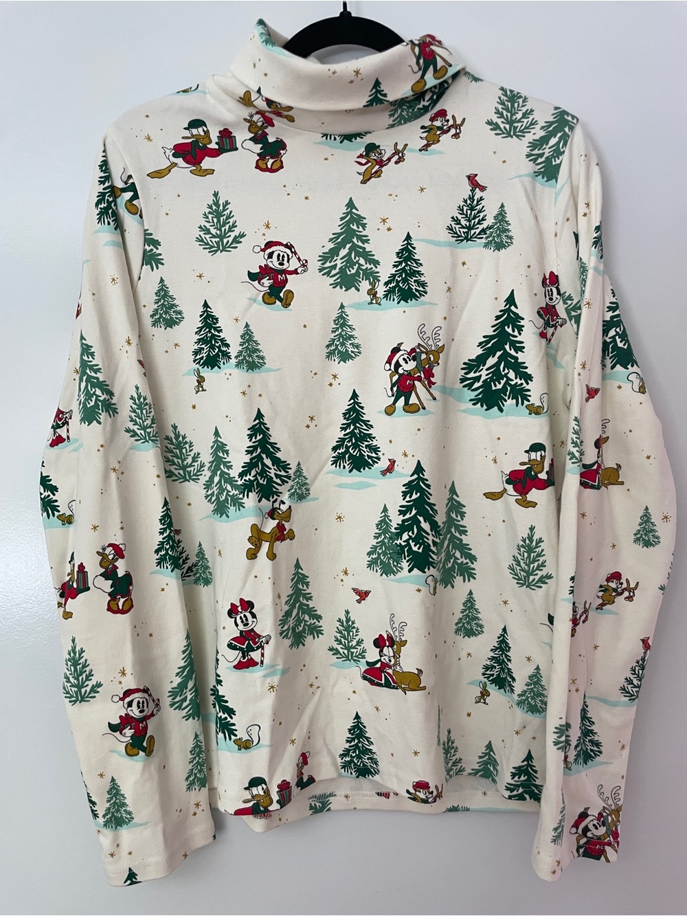 Disney Cream Holiday Turtleneck. Size L